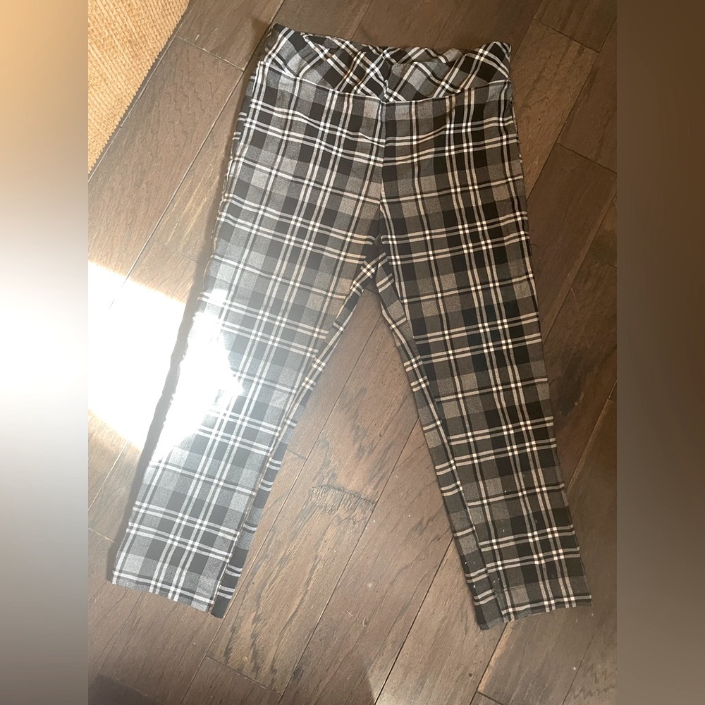 Melissa Paige Black and Gray Trousers with Plaid Pattern